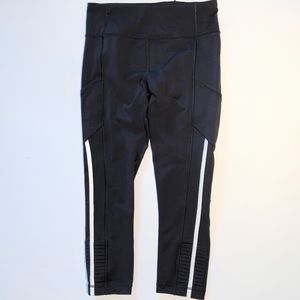 Lululemon Run Back On Track Crop Black Pleated